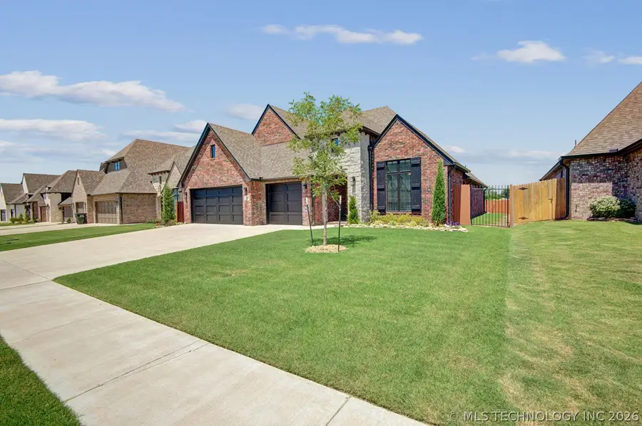 7905 N 149th East Avenue W, Owasso, OK 74055 - #3