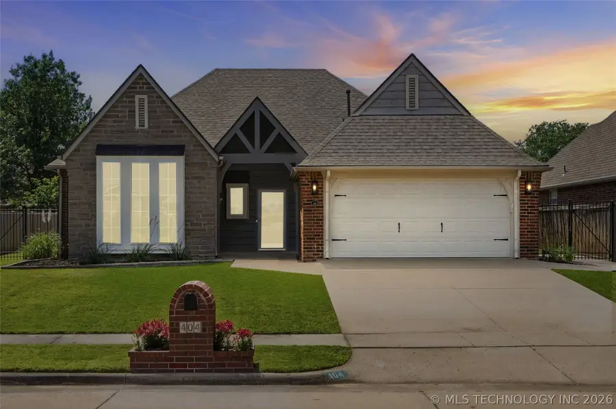 404 N Eucalyptus Avenue, Broken Arrow, OK 74012 - #3