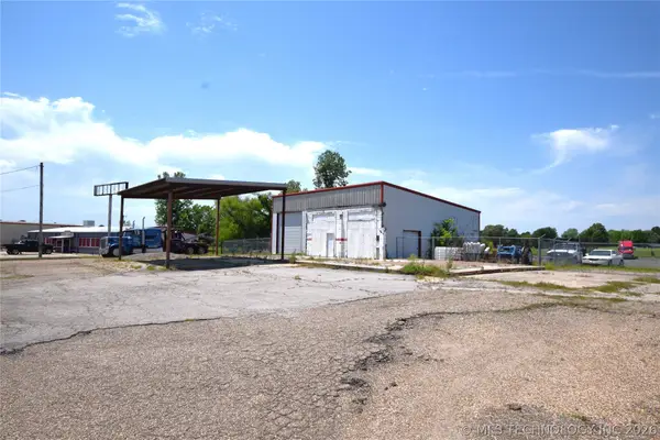 1400 S Main Street, Muldrow, OK 74948
