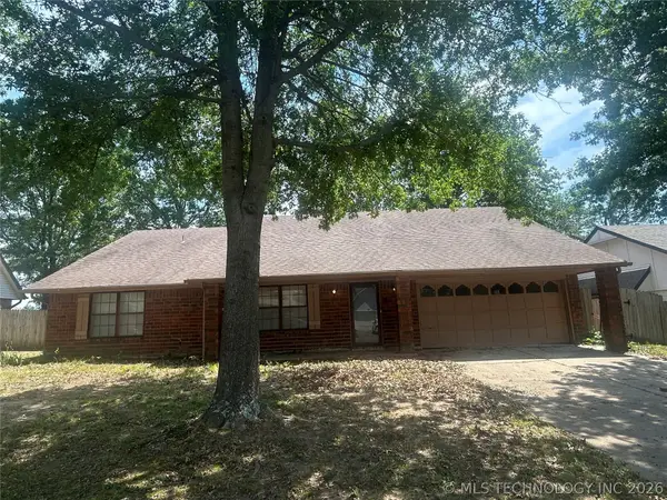7918 E 77th Street, Tulsa, OK 74133