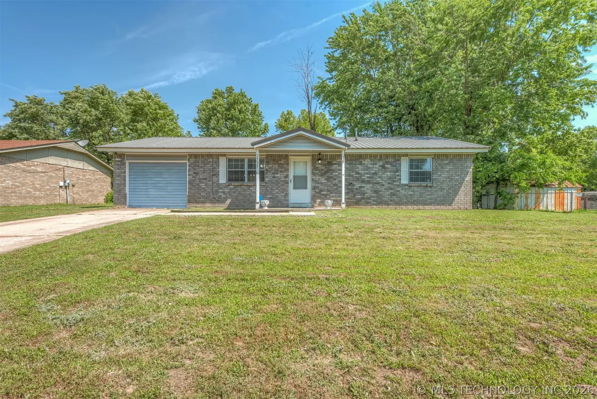 28637 E 137th Street, Coweta, OK 74429 - #1