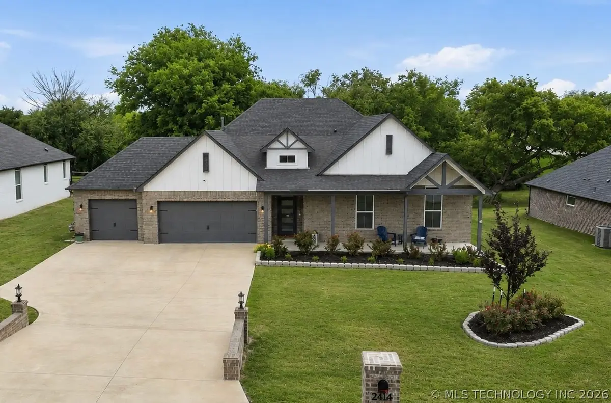 2414 W Union Place, Collinsville, OK 74021 - #1