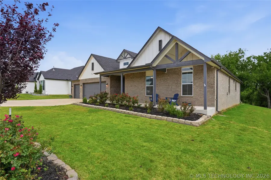 2414 W Union Place, Collinsville, OK 74021 - #2