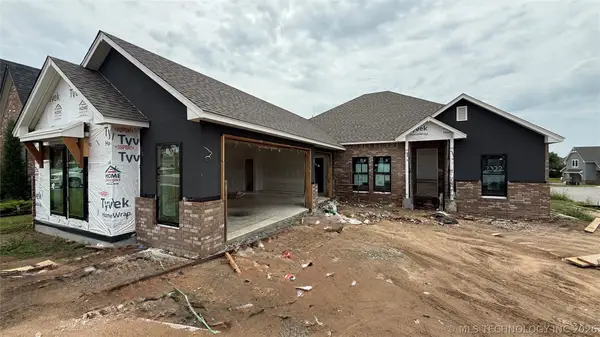 2322 E 134th Circle, Jenks, OK 74008