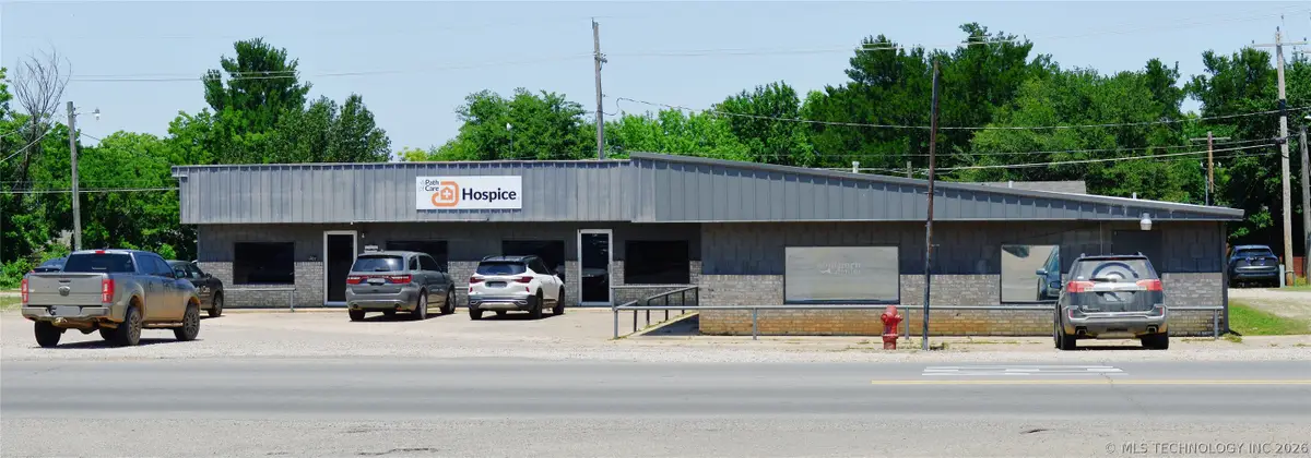 1207 E Jackson, Hugo, OK 74743 - #1