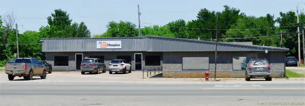 1207 E Jackson, Hugo, OK 74743