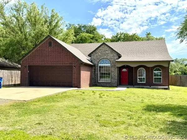 1502 NE 2nd Street, Wagoner, OK 74467