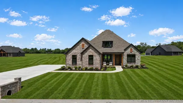 16321 E 101st Street, Owasso, OK 74055
