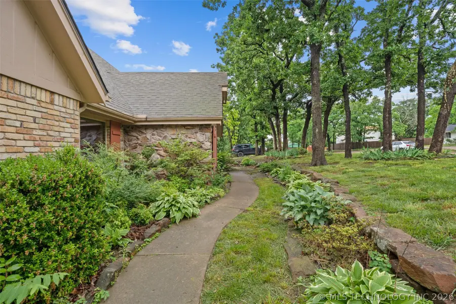 2516 Mountain Road, Bartlesville, OK 74003 - #3