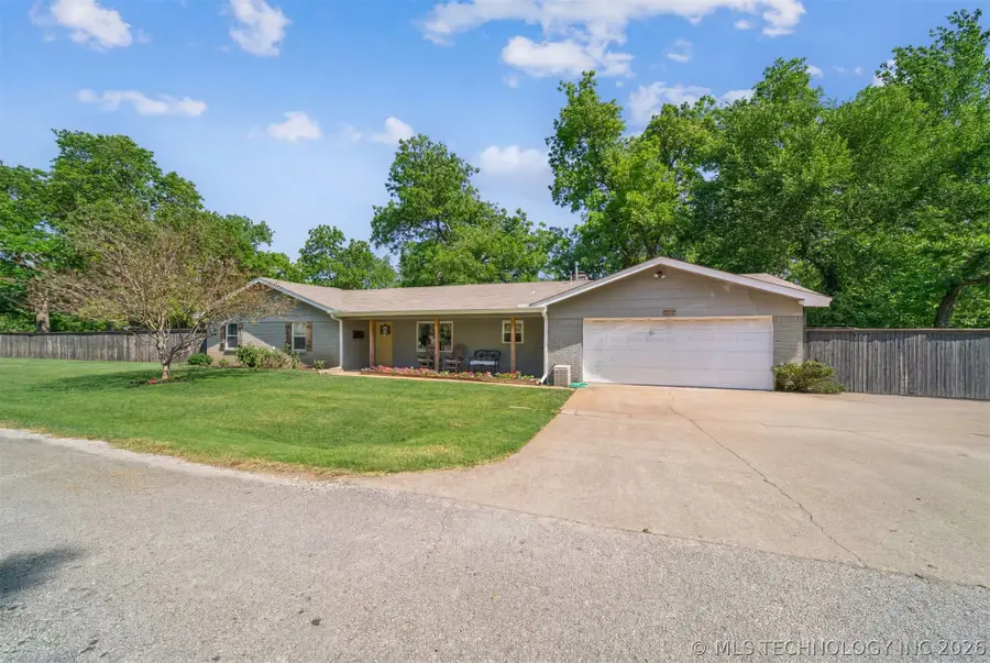 8715 E 170th Street S, Bixby, OK 74008 - #3