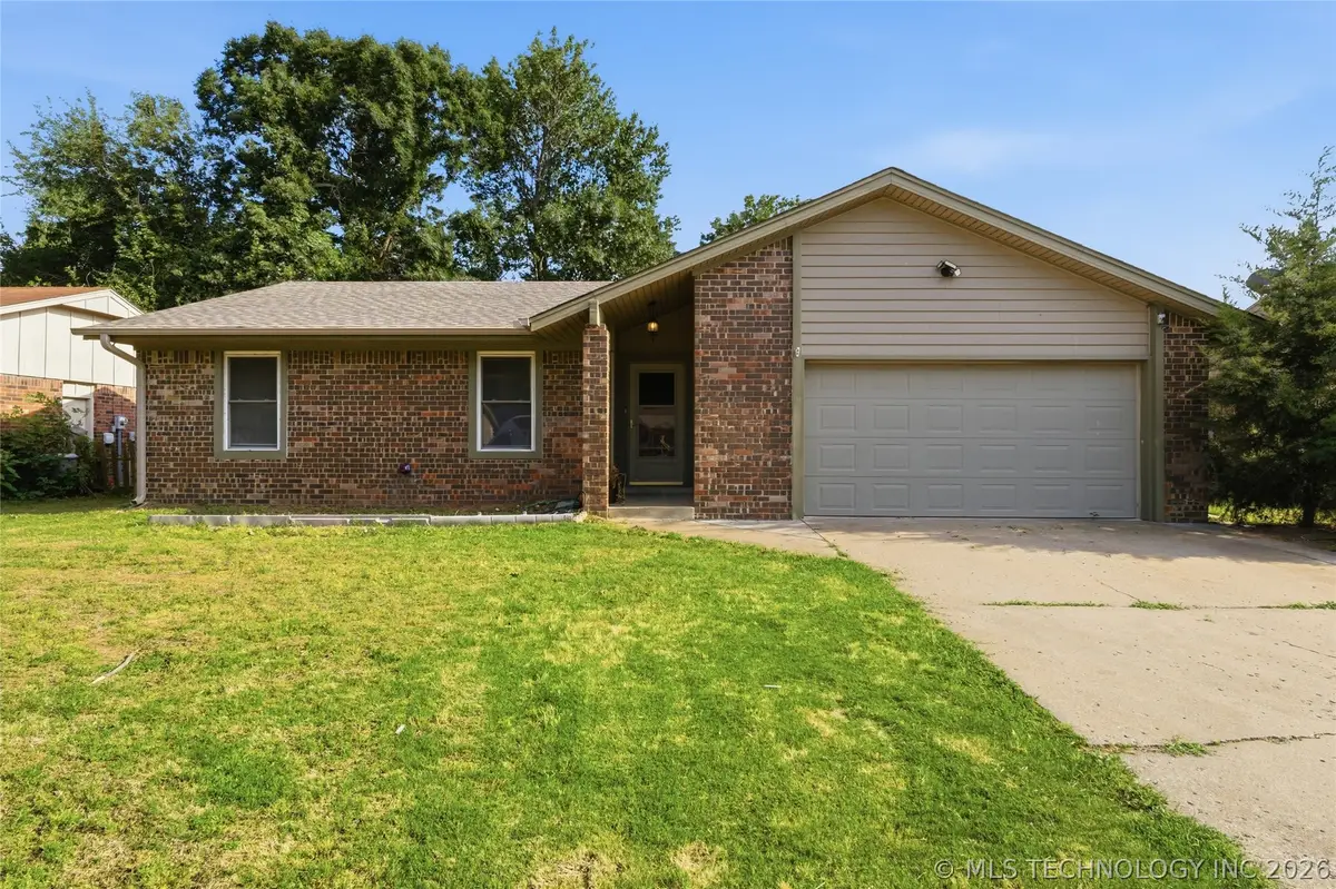 518 E E Street, Jenks, OK 74037 - #1