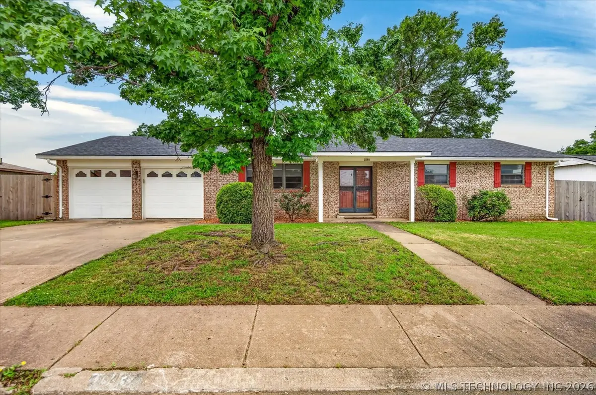 6437 Baylor Drive, Bartlesville, OK 74006 - #1