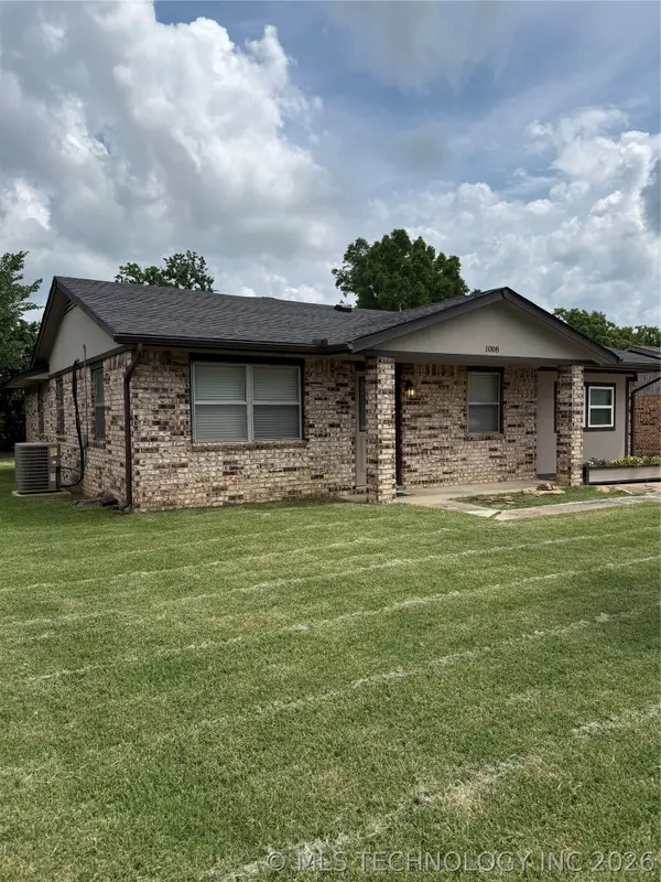 1008 W 9th Street S, Claremore, OK 74017