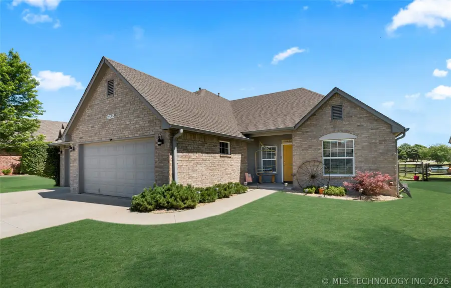 26595 Columbia Crest Drive, Claremore, OK 74019 - #3
