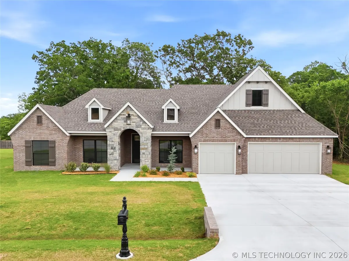 1305 Falls Drive, Sapulpa, OK 74066 - #1
