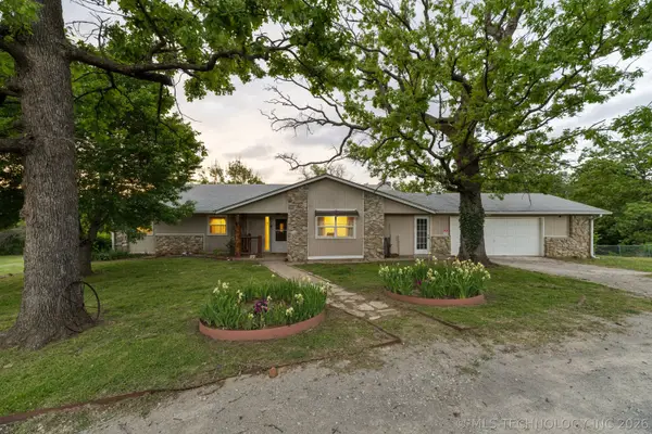 249 County Road 3309, Bartlesville, OK 74003