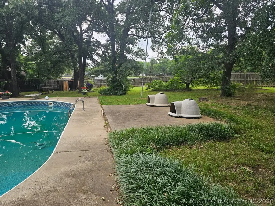 1232 S Rockford Road, Ardmore, OK 73401 - #3