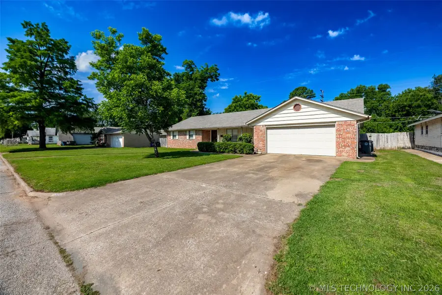 2332 S Nogales Avenue, Tulsa, OK 74107 - #3