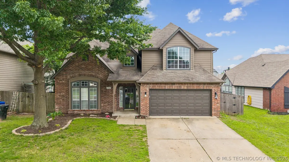 2909 W Oakland Street, Broken Arrow, OK 74012 - #1