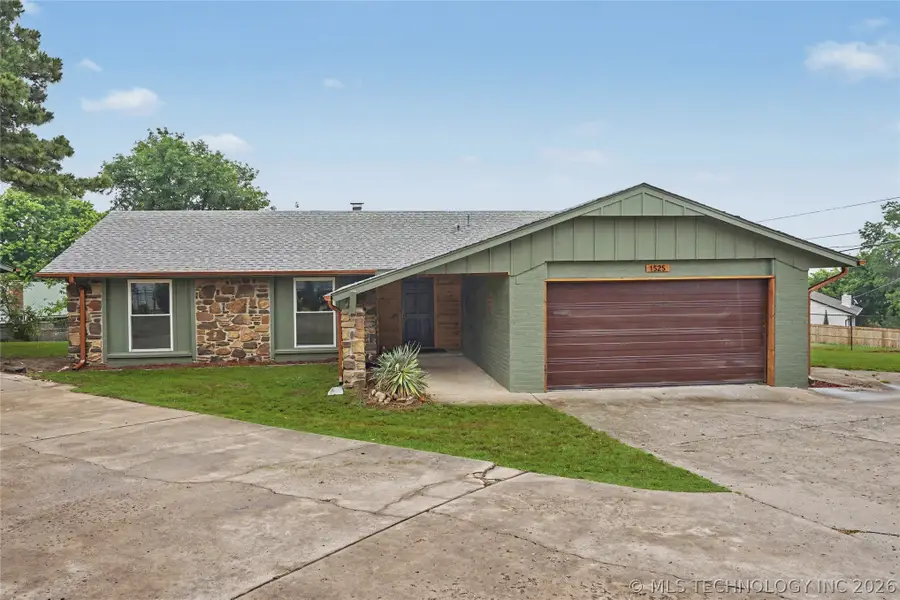 1525 E Valley View Road, Sapulpa, OK 74066 - #2