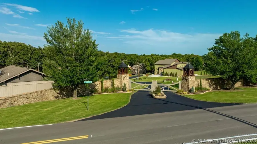 16 Upper Waterfall Road, Grove, OK 74344 - #2