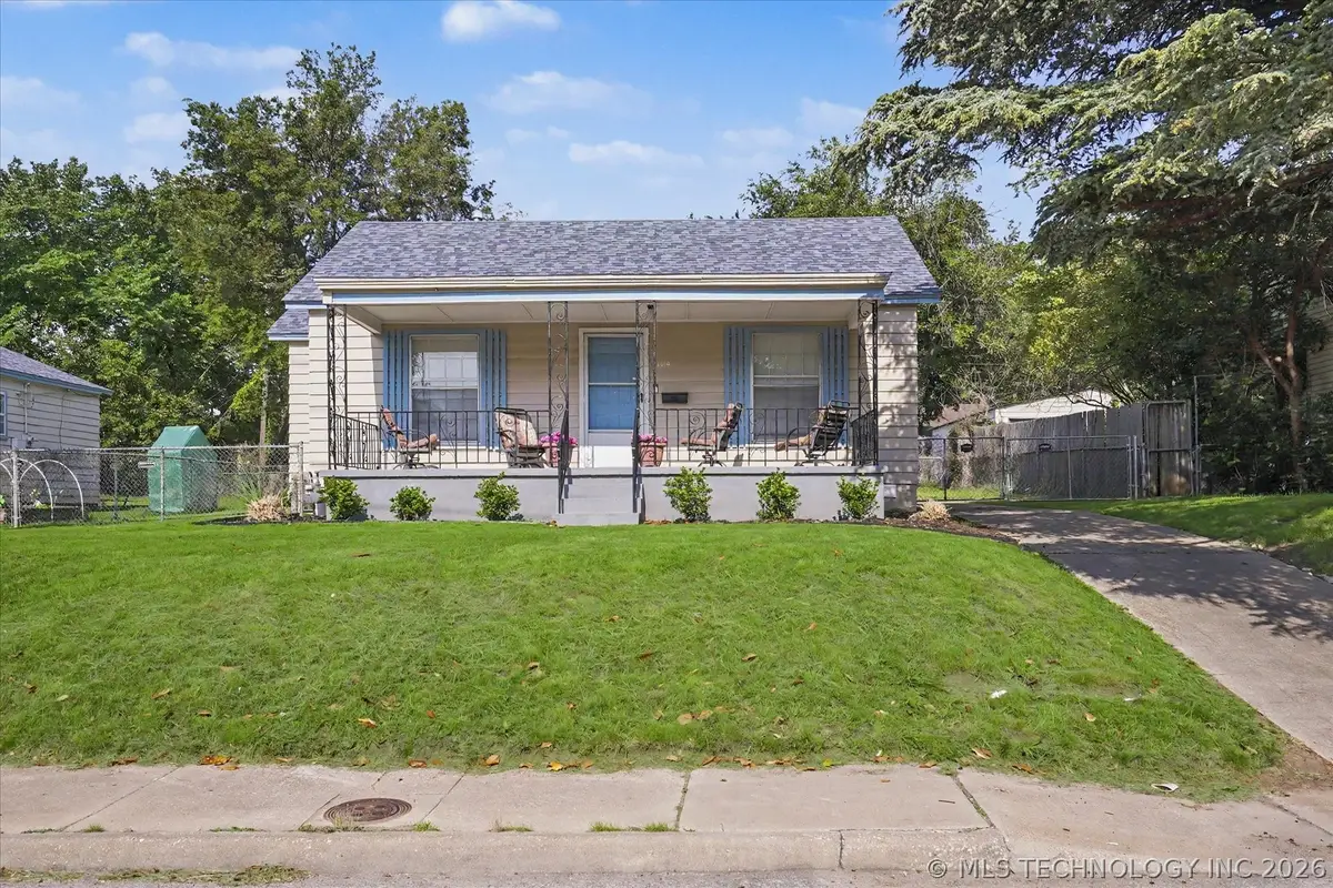 1414 S Yale Avenue, Tulsa, OK 74112 - #1