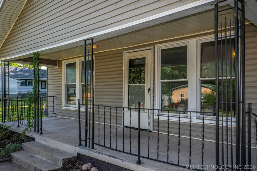 311 F Street Ne, Ardmore, OK 73401 - #2