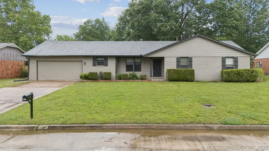 1508 N Florence Place, Claremore, OK 74017 - #2