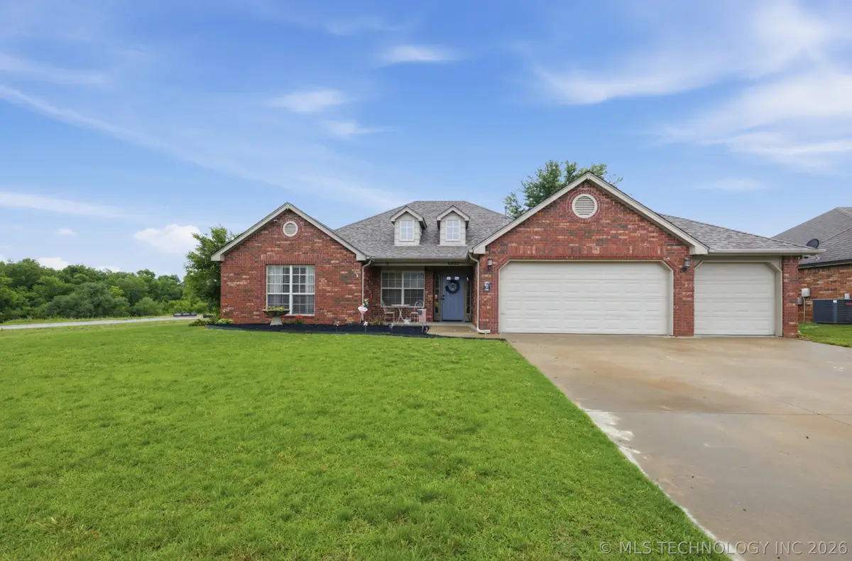 6802 N 128th Court E, Owasso, OK 74055 - #1