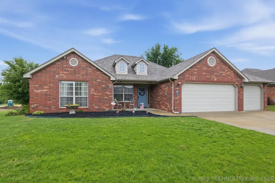 6802 N 128th Court E, Owasso, OK 74055 - #2