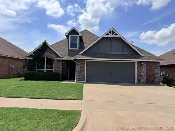 10716 Masters Circle, Jenks, OK 74037