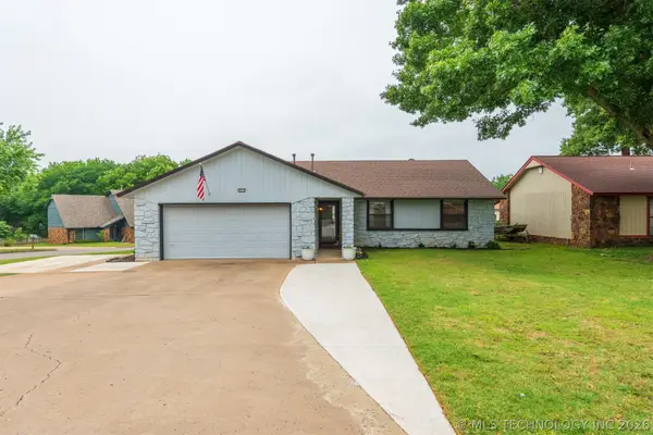 3612 S Redbud Drive, Sand Springs, OK 74063