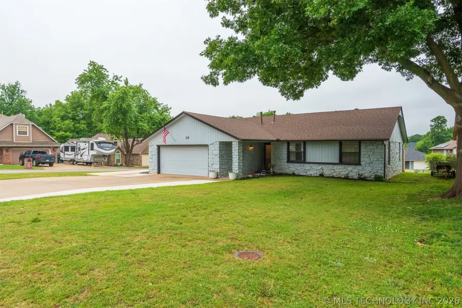 3612 S Redbud Drive, Sand Springs, OK 74063 - #2