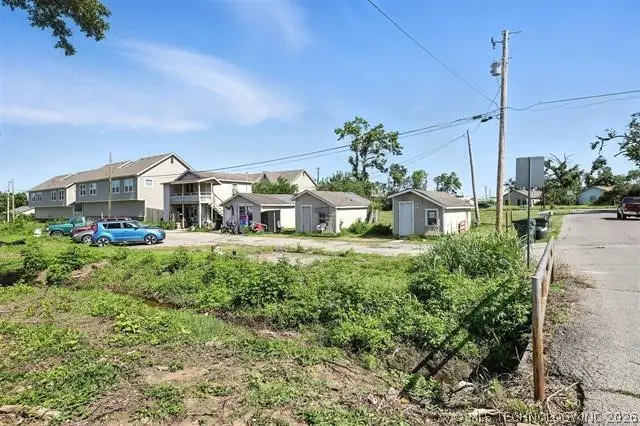 211 Jordan Street, Claremore, OK 74017 - #2