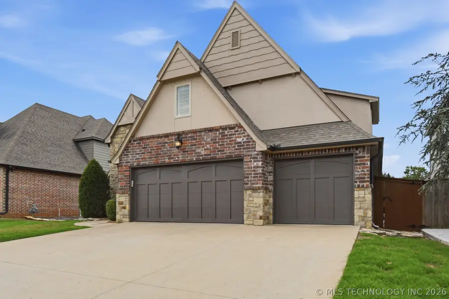10340 E 121st Street S, Bixby, OK 74008 - #3