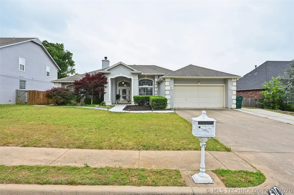 610 W 37th Place, Sand Springs, OK 74063 - #1