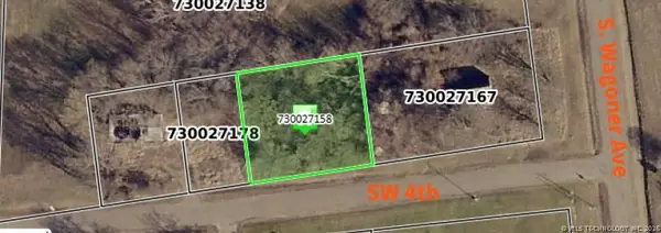 306 SW 4th Street, Wagoner, OK 74467