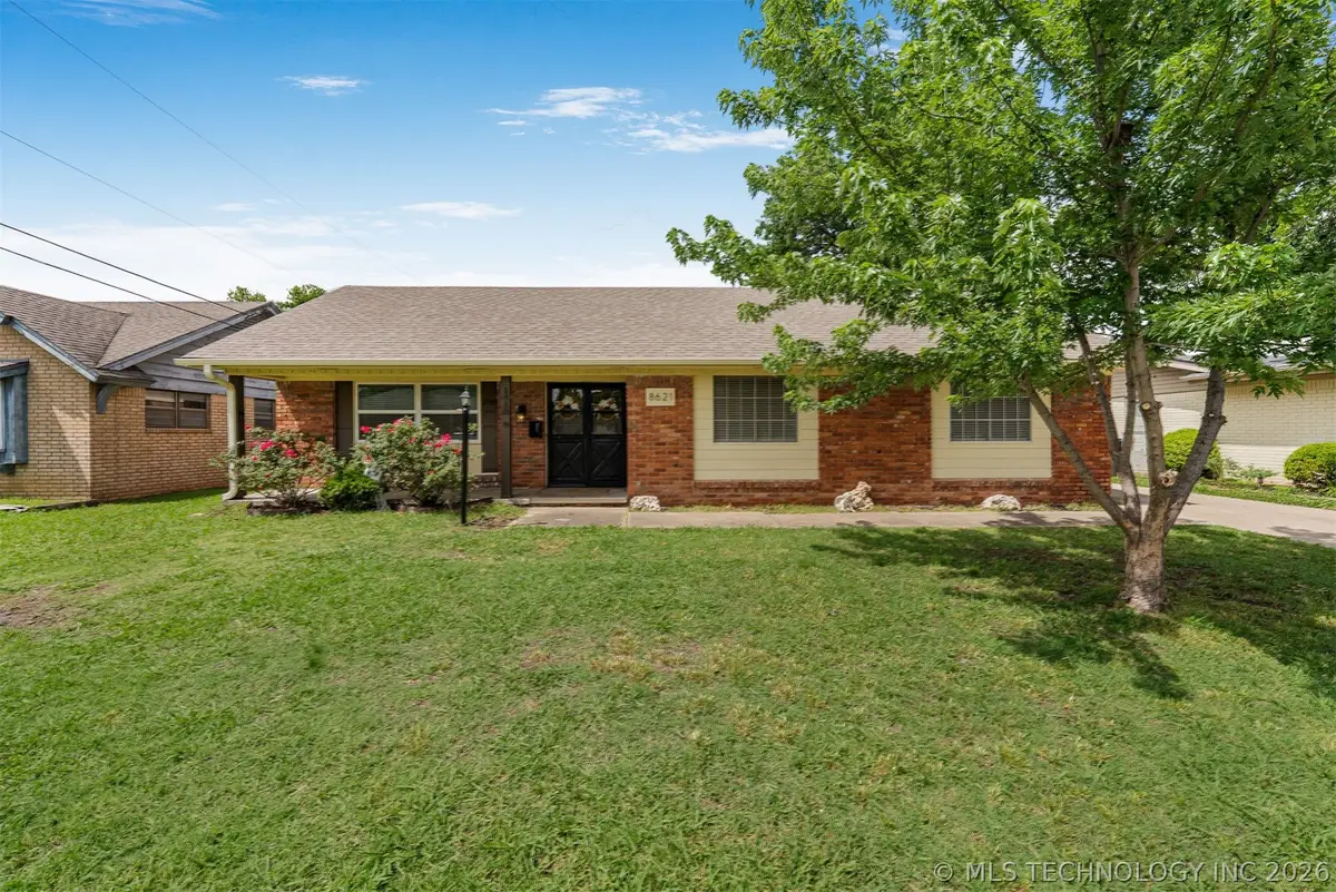 8621 E 38th Place, Tulsa, OK 74145 - #1