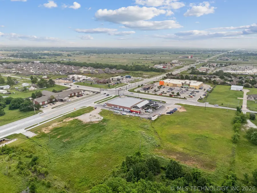 12708 N 116th Street, Owasso, OK 74055 - #3