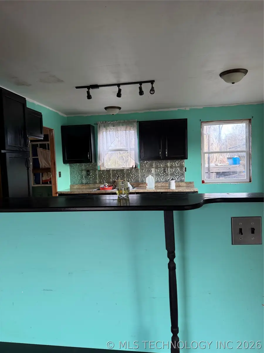 517 E 3rd Street, Okmulgee, OK 74447 - #3