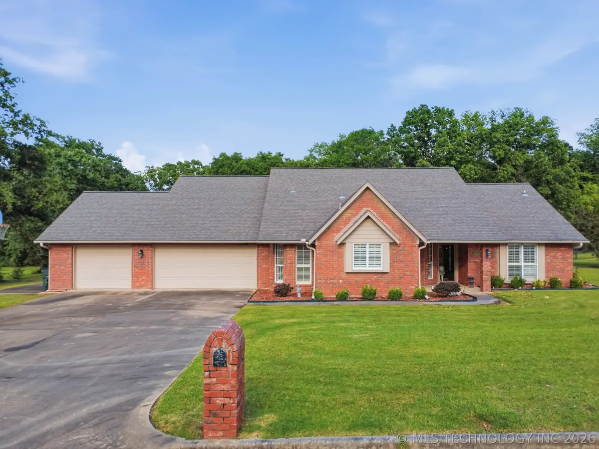 1803 Sleepy Hollow Road, Okmulgee, OK 74447 - #1