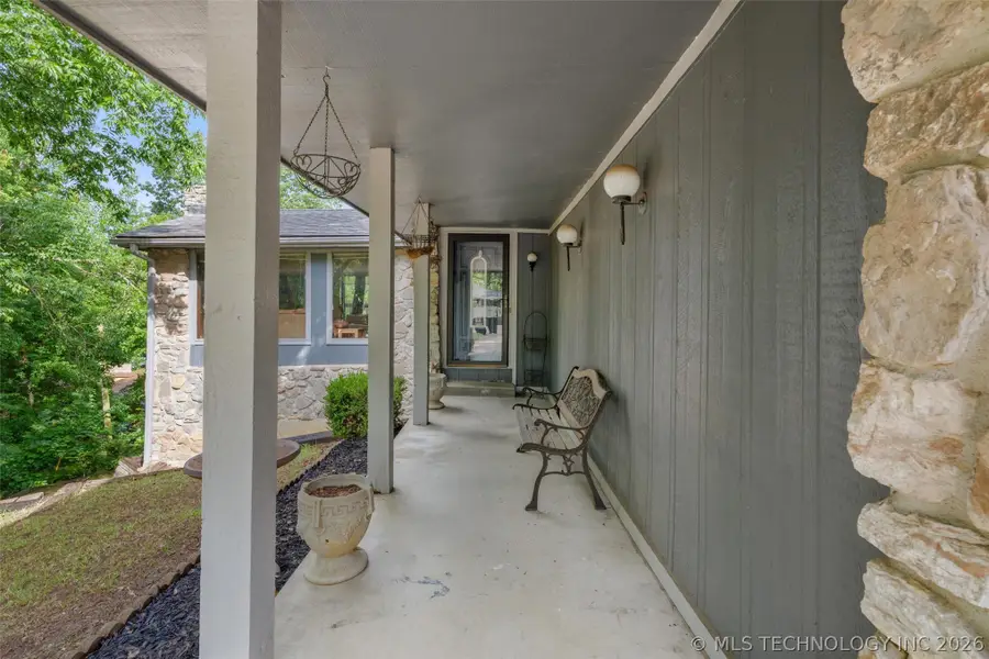 1329 Oakdale Drive, Bartlesville, OK 74006 - #2