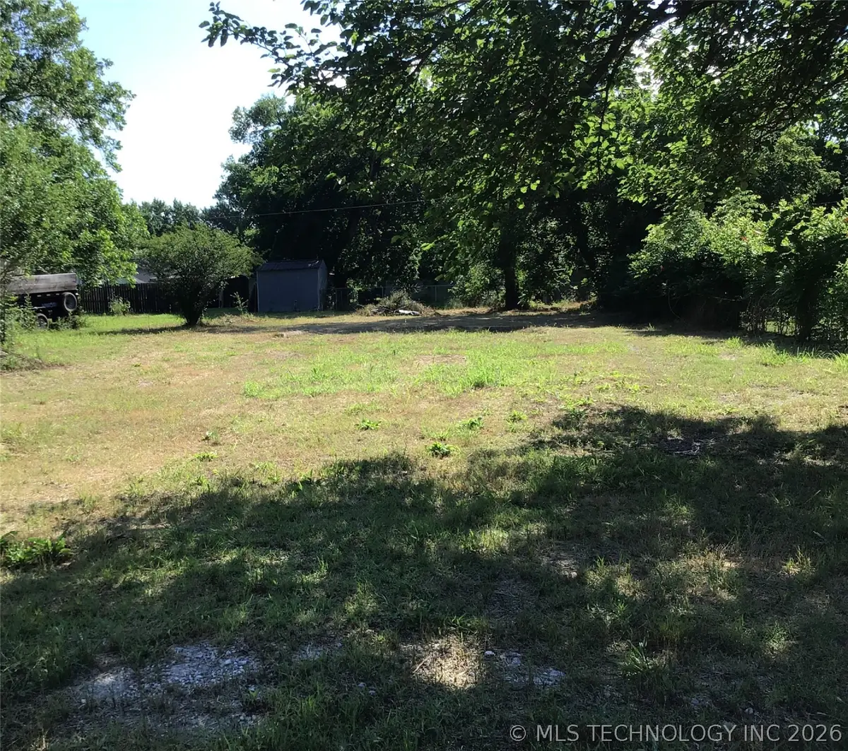 710 S 1st, Davis, OK 73030 - #1
