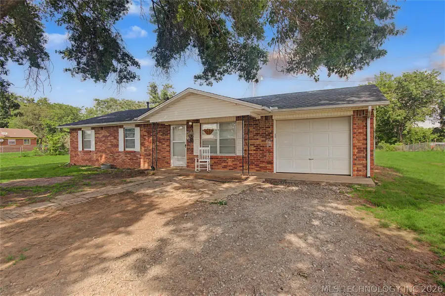 102963 N Center Street, Checotah, OK 74426 - #2