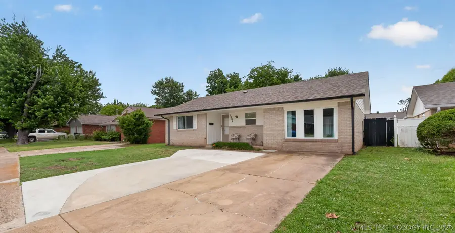 1304 E Boyd Street, Norman, OK 73071 - #3