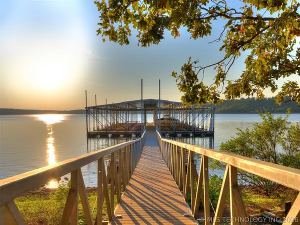 2 Mcnally Road, Eufaula, OK 74432