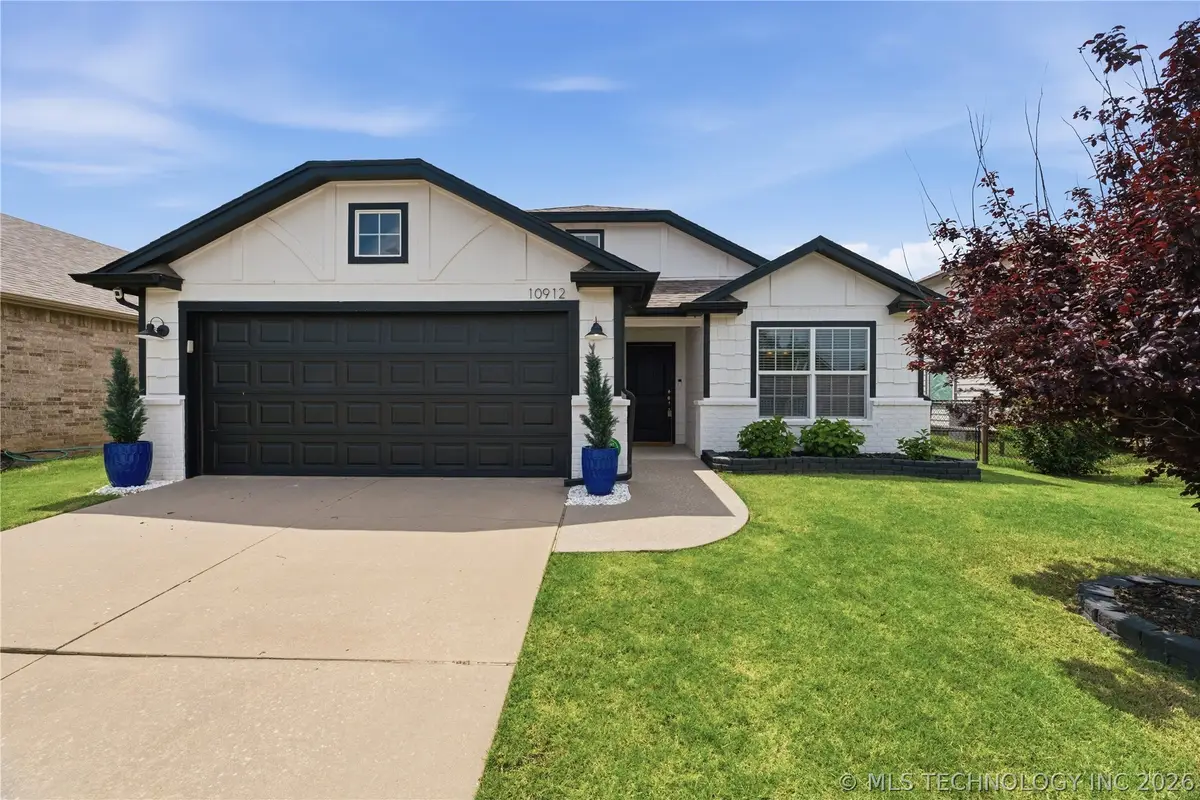 10912 N 117th East Avenue, Owasso, OK 74055 - #1