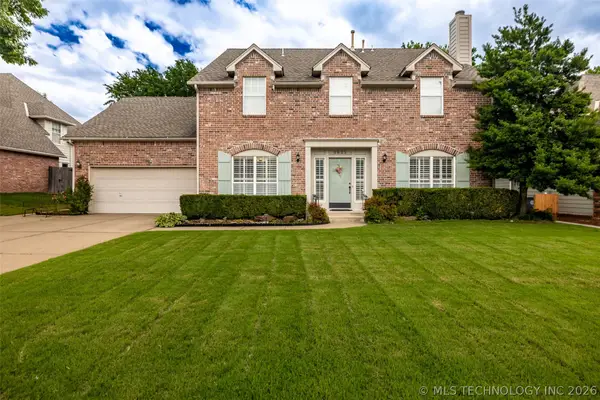 8625 E Erie Avenue, Tulsa, OK 74137