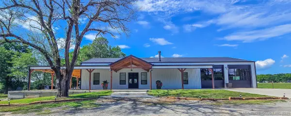 418529 E 1110 Road, Checotah, OK 74426