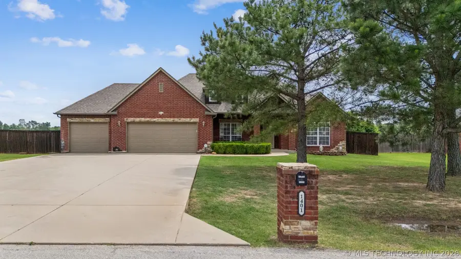 1401 S Choctaw Street, Skiatook, OK 74070 - #3